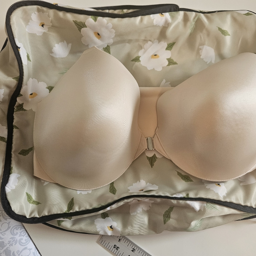 Soma Vanishing back beige with full coverage 38G bra